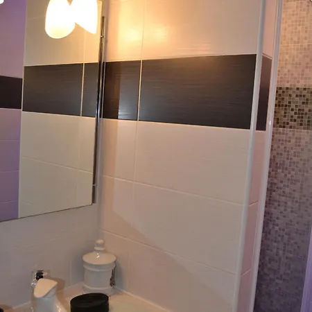 SAINT Pavace Saint Pavace